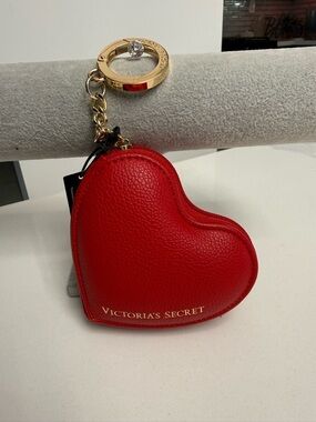 Victoria's Secret Red Heart Key & Coin Holder with Gold Ring